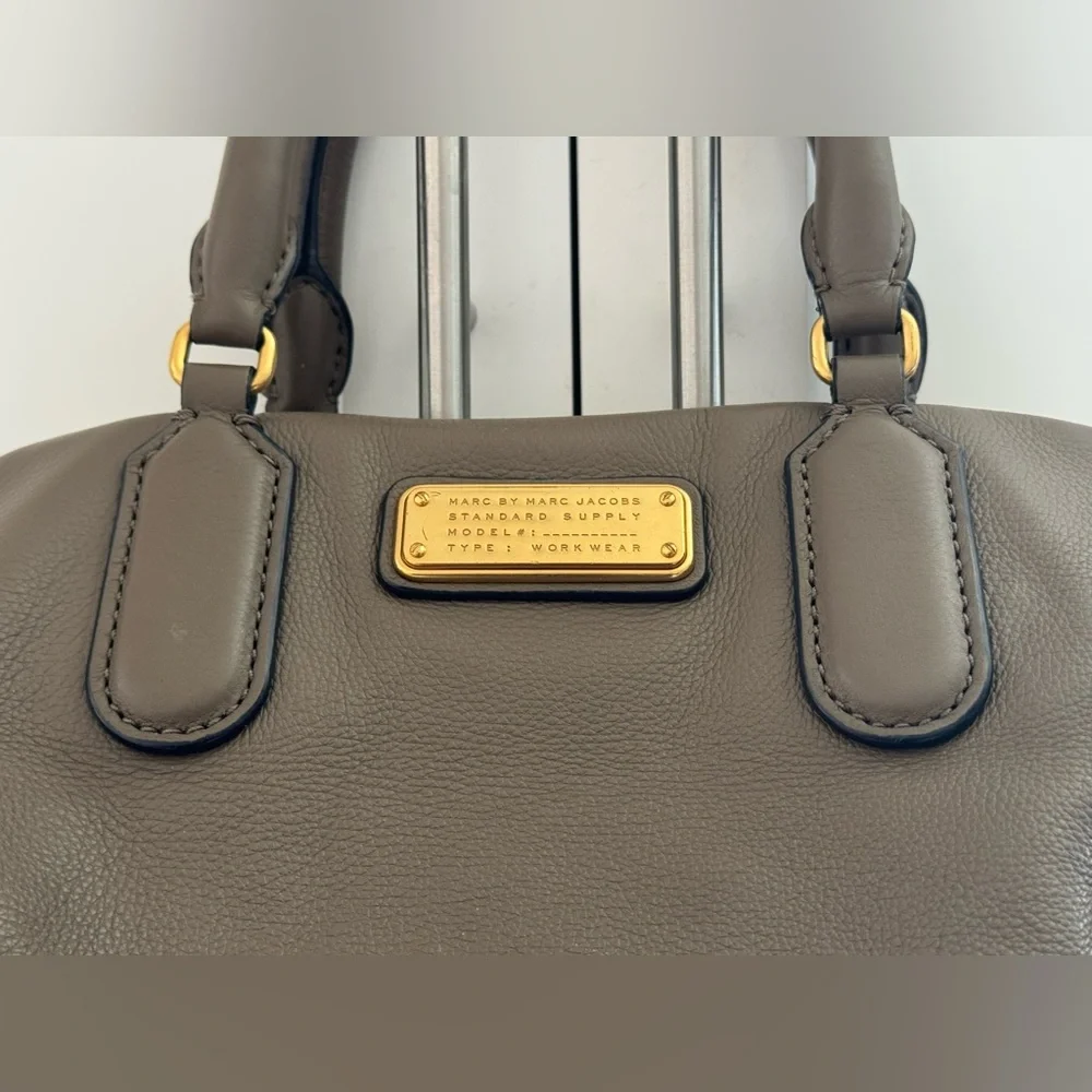 Marc Jacobs Brown Pebbled Leather Satchel with adjustable Shoulder Strap